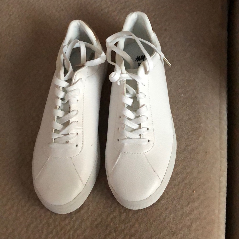 H & M shoes